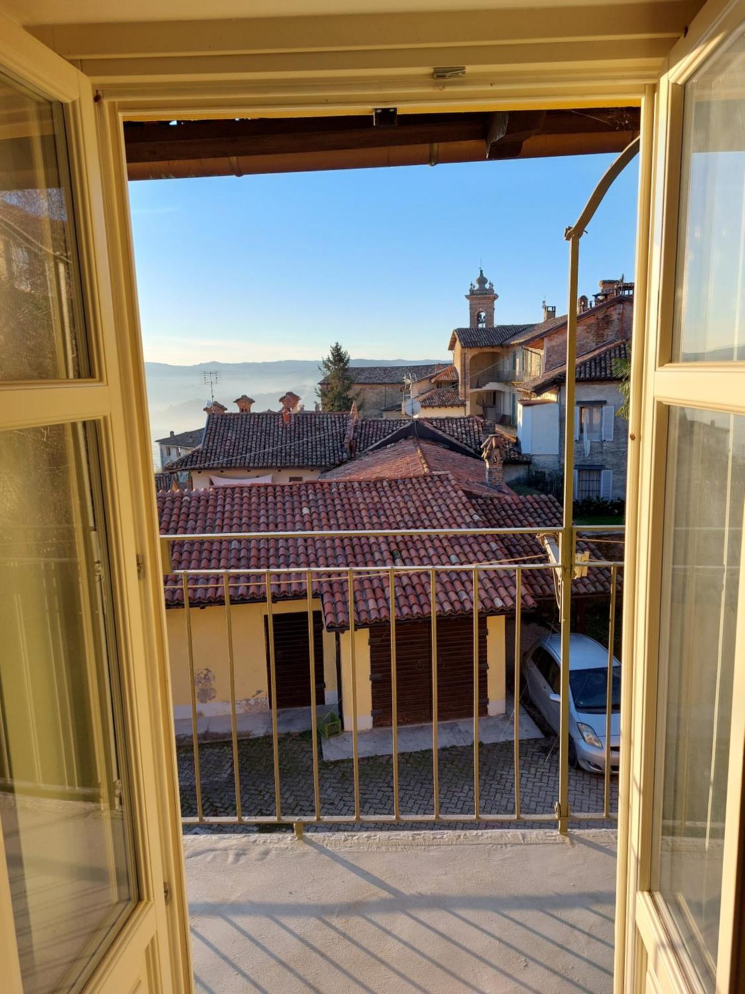 Il Giardino Di Olivia Apartment Guarene Bagian luar foto