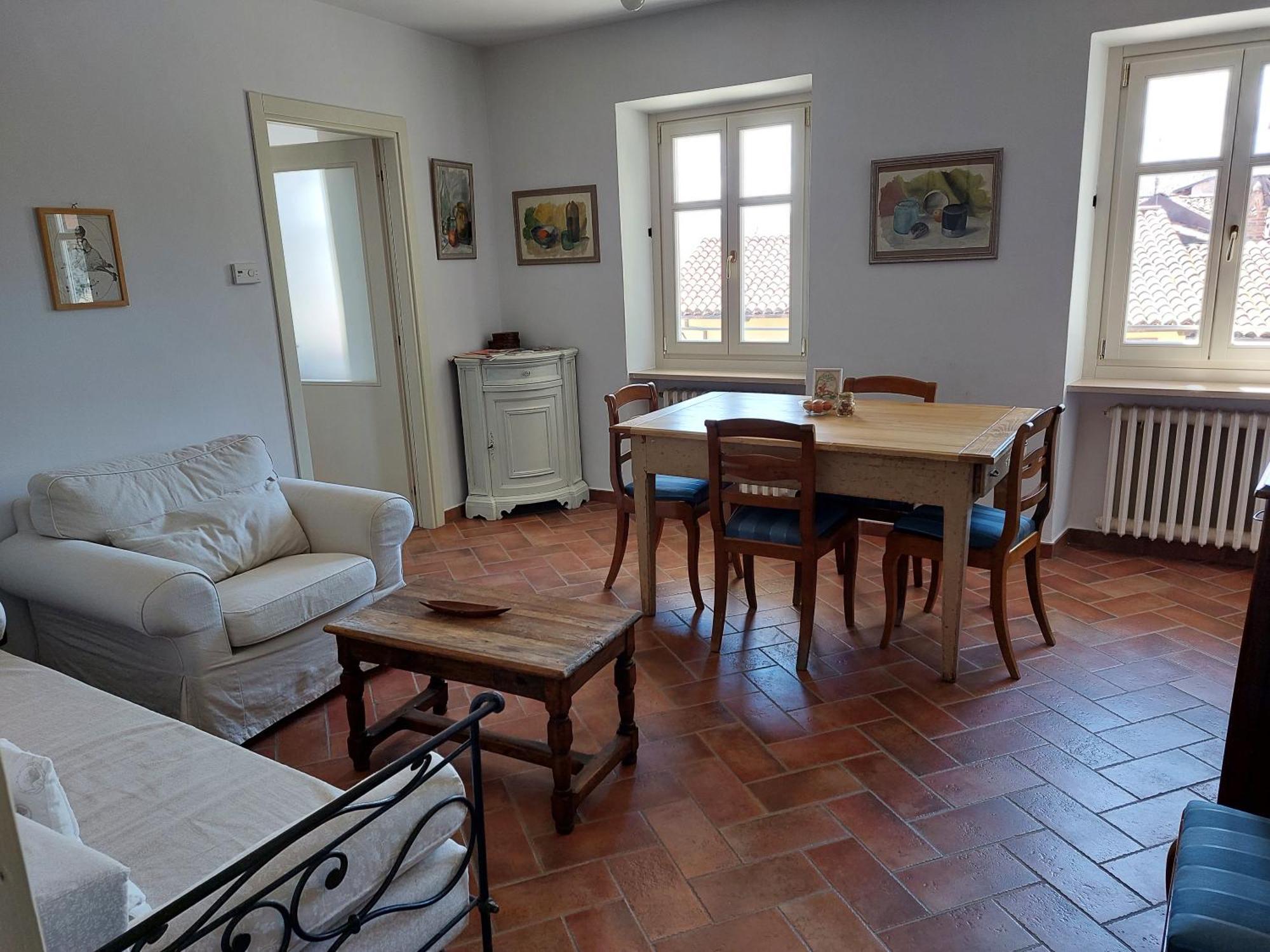 Il Giardino Di Olivia Apartment Guarene Bagian luar foto